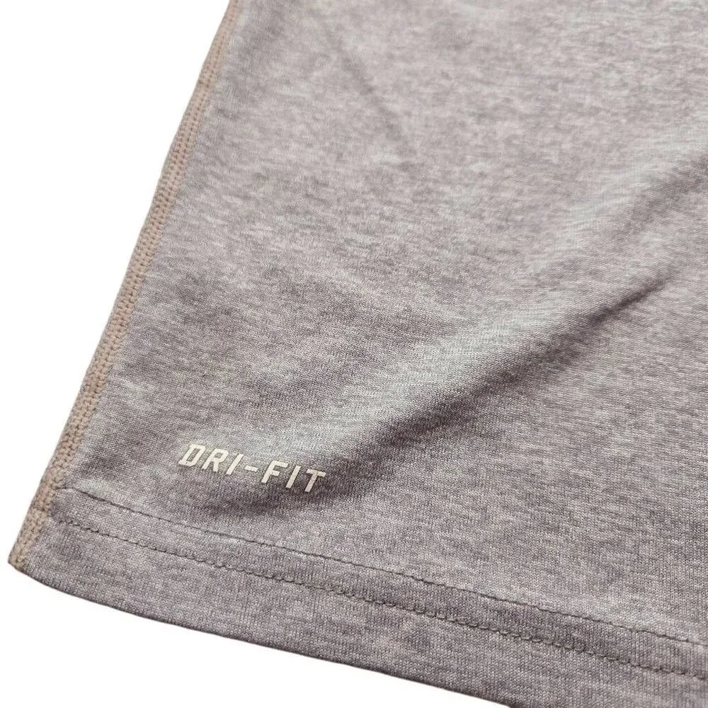 Nike Swoosh Drifit shirt L